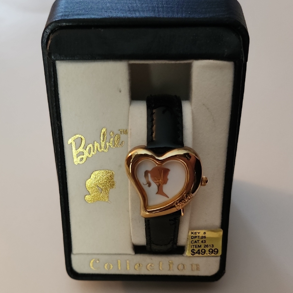 Vintage! Brand NEW Never Been Worn Barbie Gold Heart Watch
